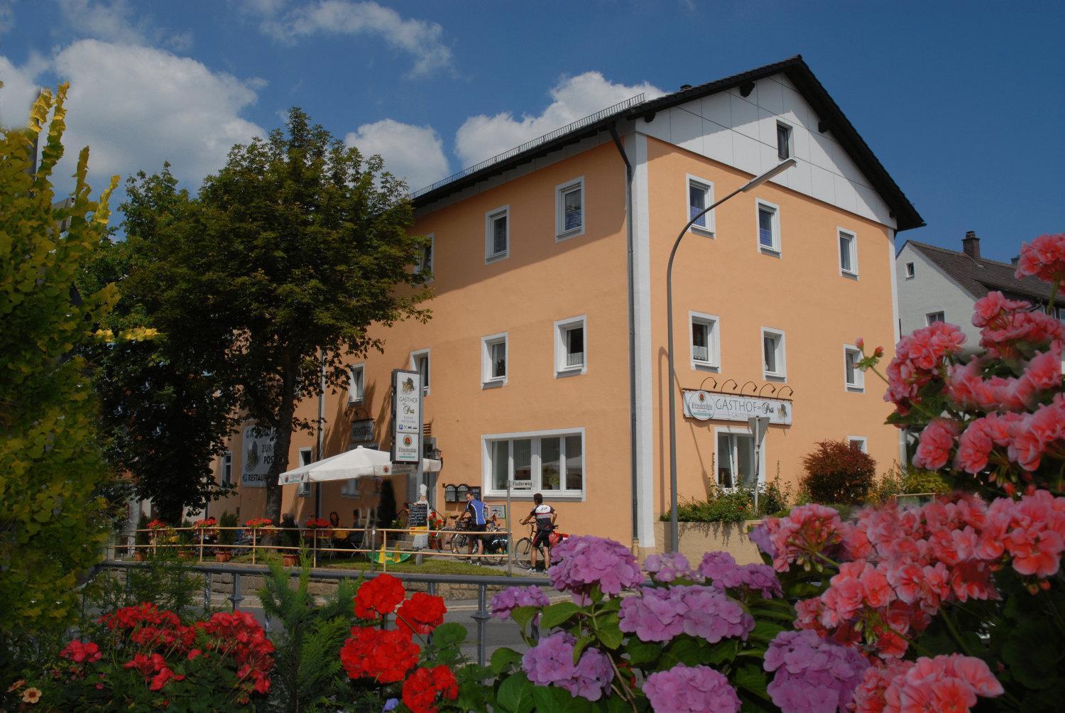 Gasthof Zur Post Hotel Und Parkplatz Vohenstrauss Exteriör bild