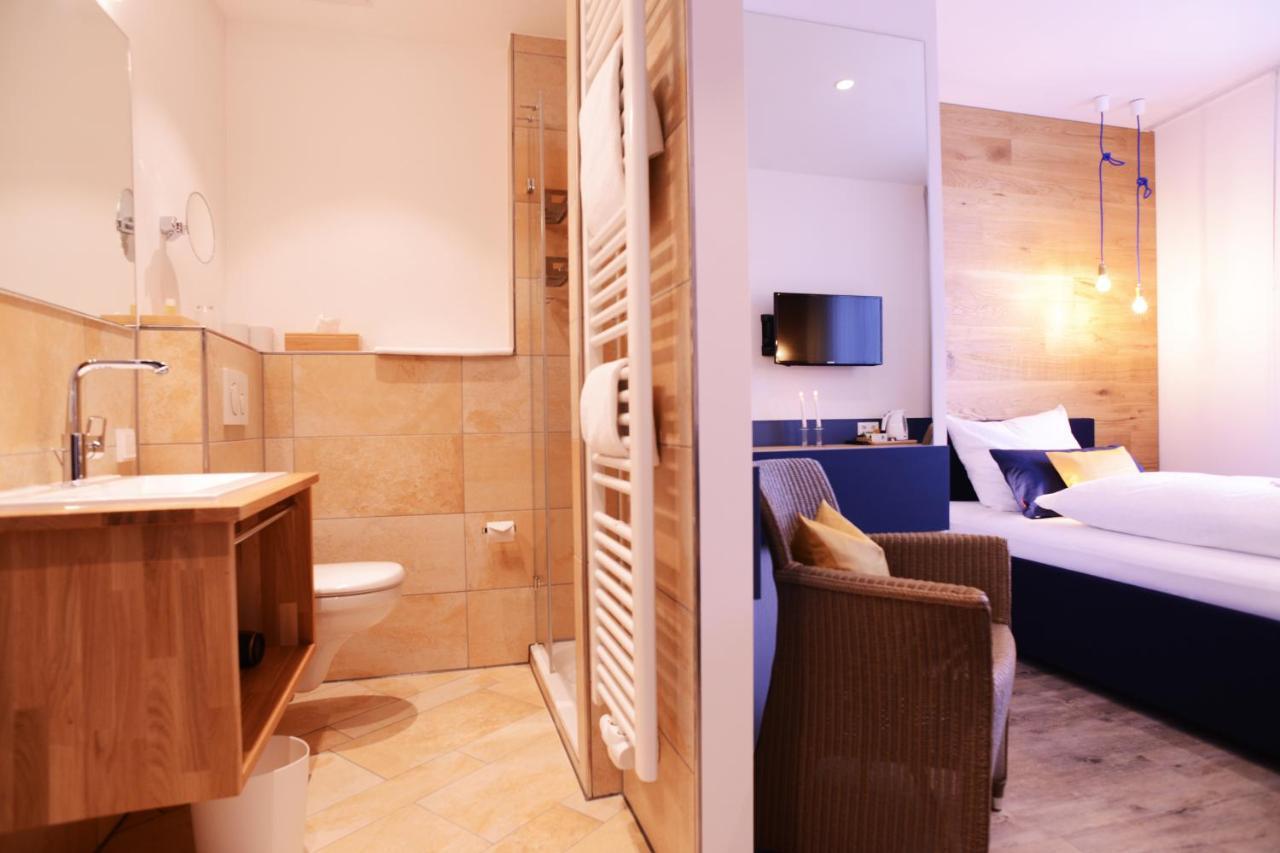 Gasthof Zur Post Hotel Und Parkplatz Vohenstrauss Exteriör bild